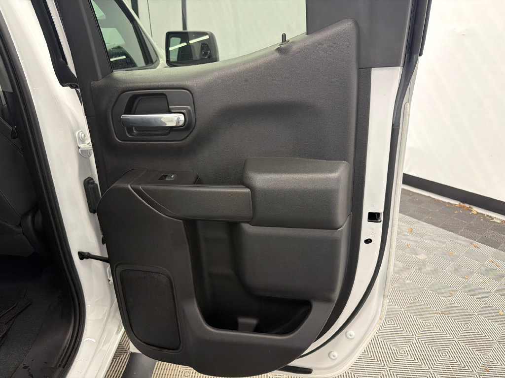 Used 2020 Chevrolet Silverado 1500 Custom Trail Boss w/ Custom Convenience Package AWD/4WD image 16