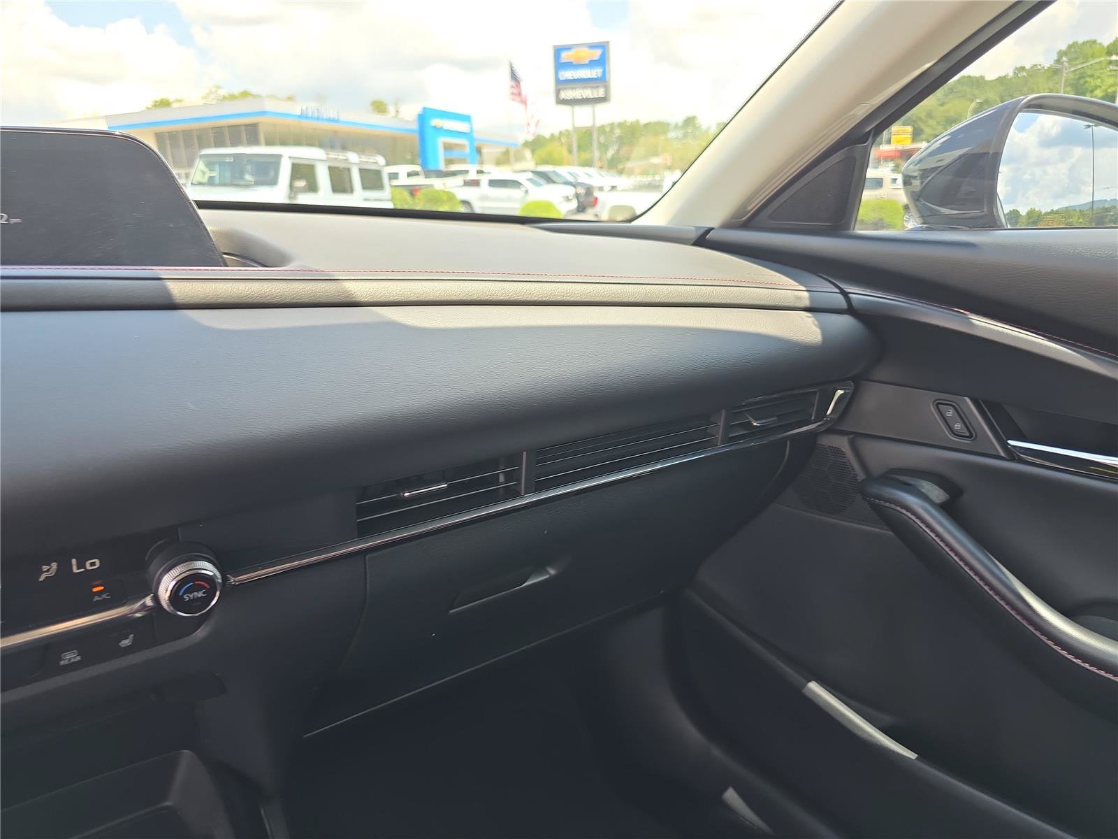 Used 2023 MAZDA CX-30 AWD 2.5 S w/ Preferred Package image 24