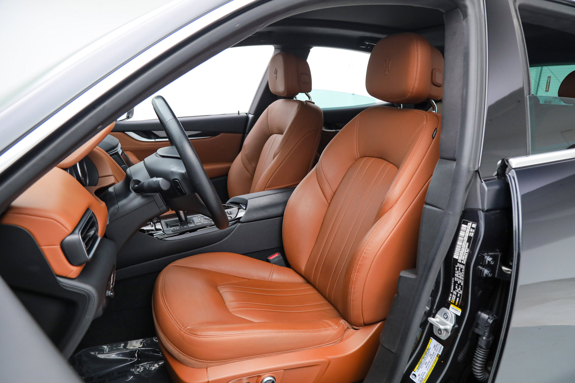 Certified 2023 Maserati Levante GT image 17