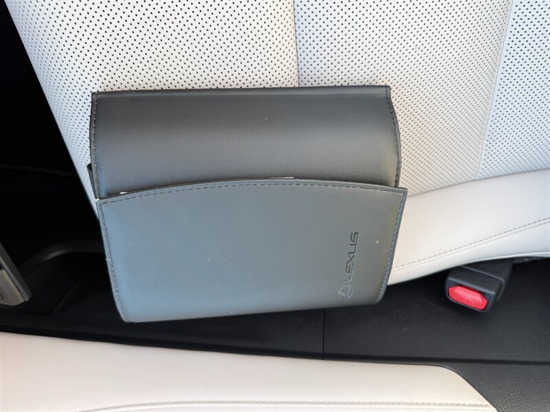 Used 2020 Lexus RX 350L FWD w/ Premium Package image 38