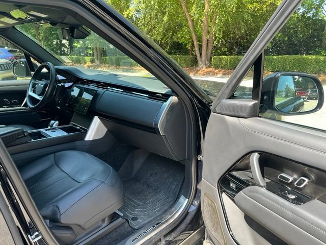 Certified 2024 Land Rover Range Rover SV AWD/4WD image 10