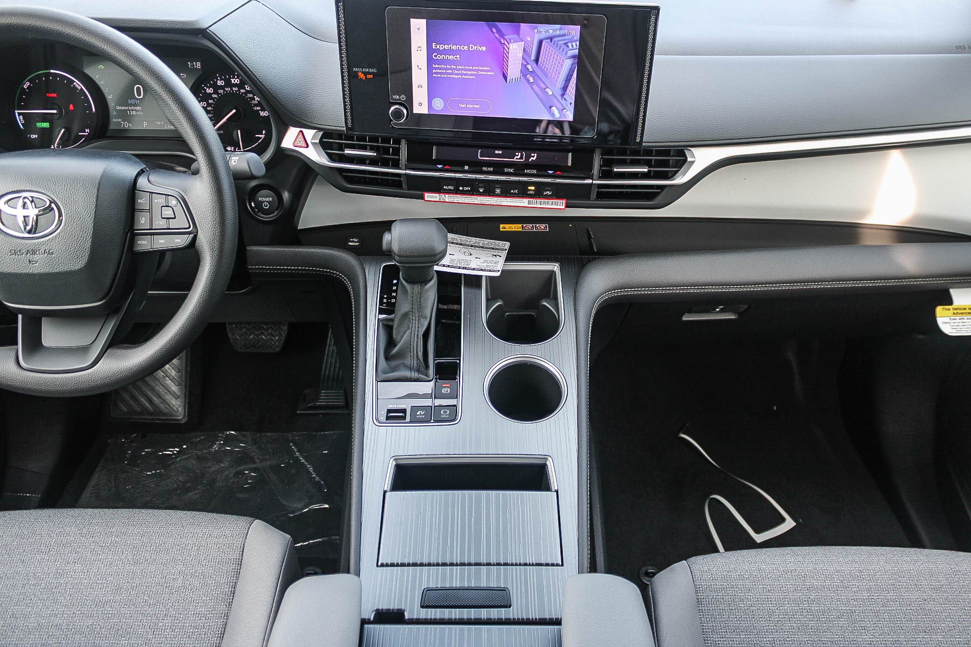 New 2026 Toyota Sienna LE FWD image 15