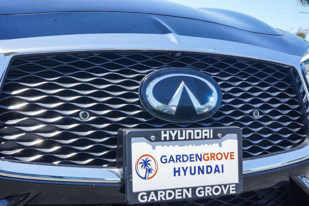 Used 2022 INFINITI Q60 3.0t Luxe w/ Essential Package RWD image 11