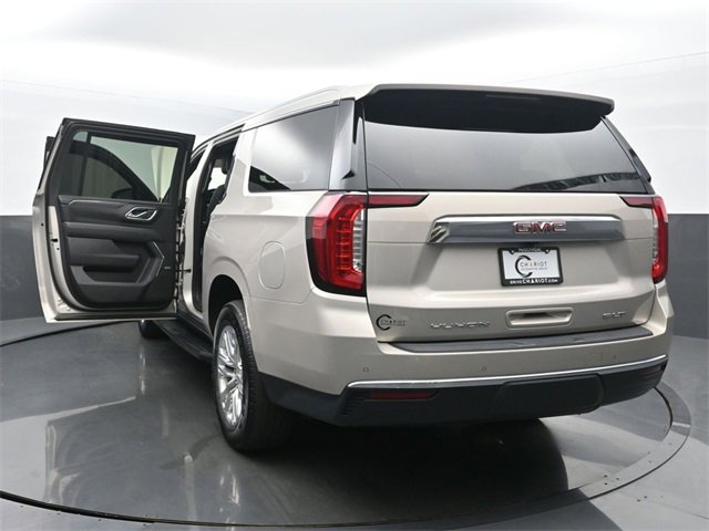 Used 2023 GMC Yukon XL SLT image 58
