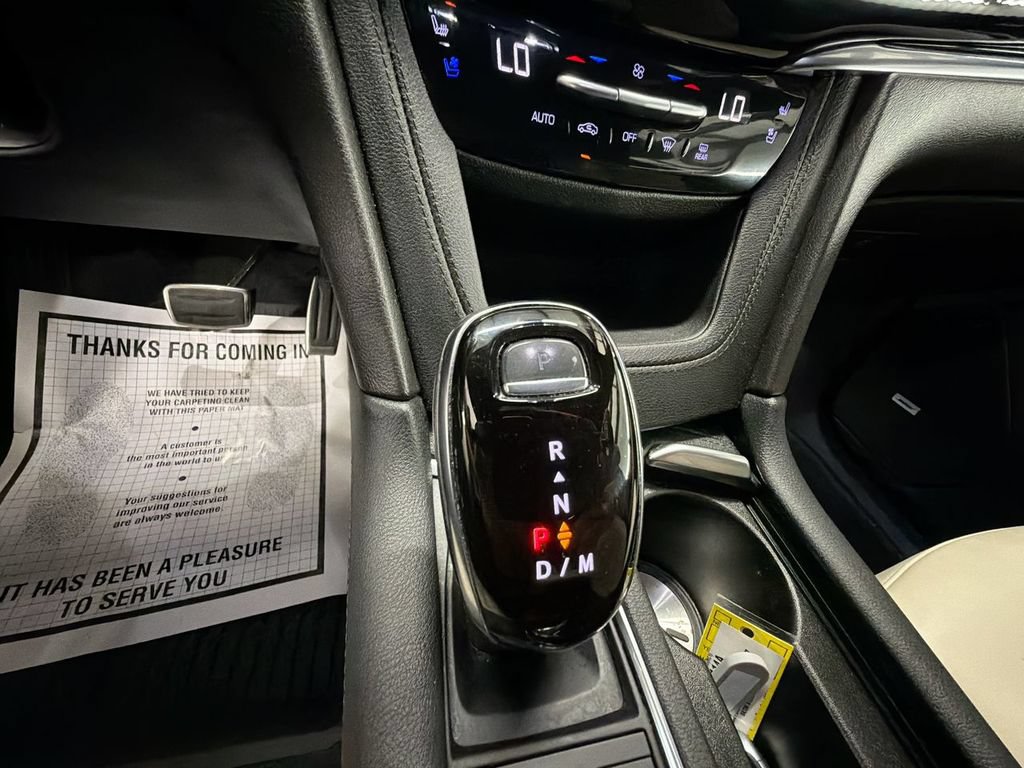 Used 2021 Cadillac XT6 Sport AWD/4WD image 16