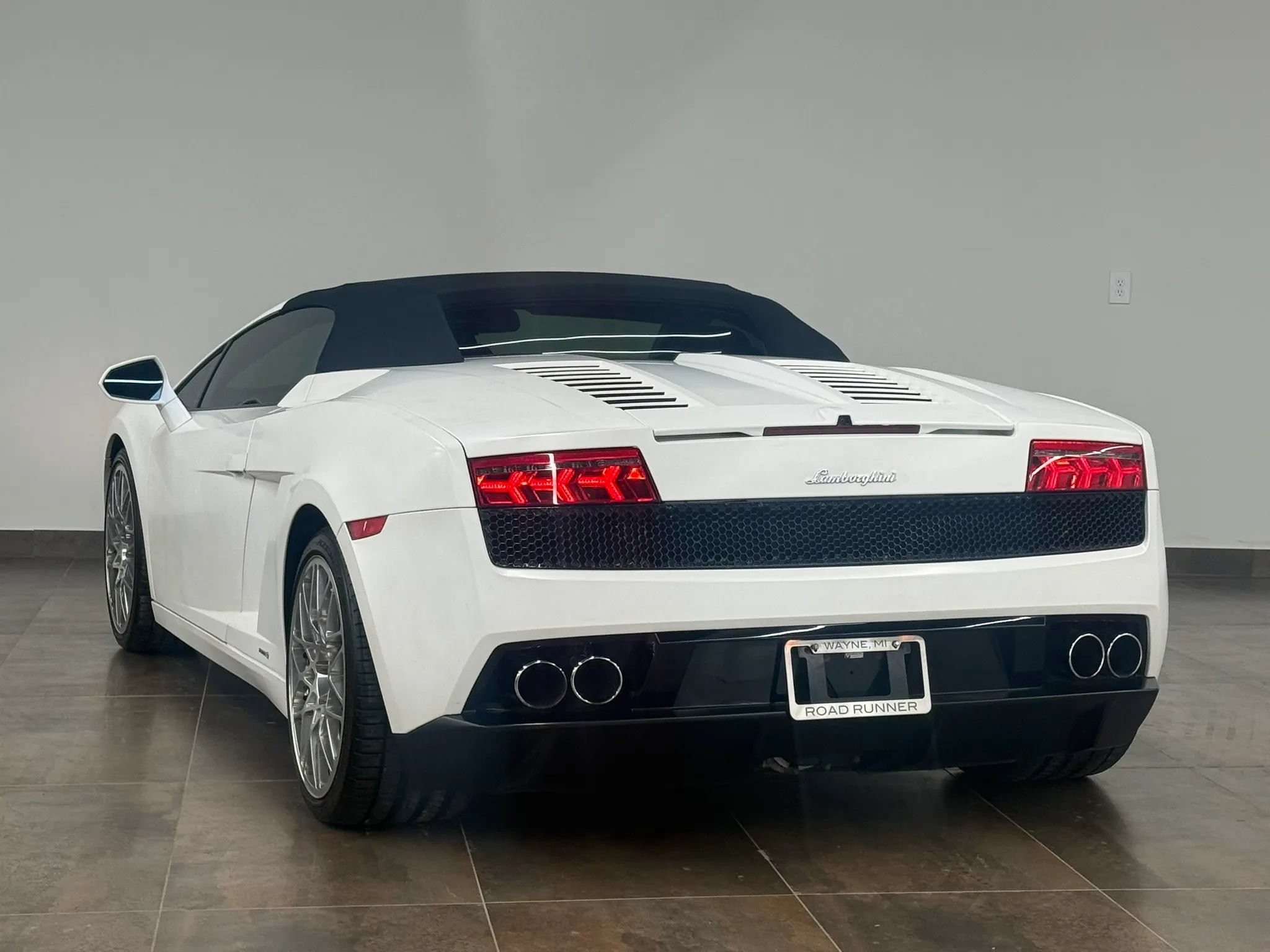 Used 2010 Lamborghini Gallardo LP 560-4 AWD/4WD image 7