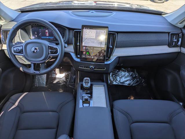 Used 2025 Volvo XC90 B6 Plus w/ Protection Package Premier image 22
