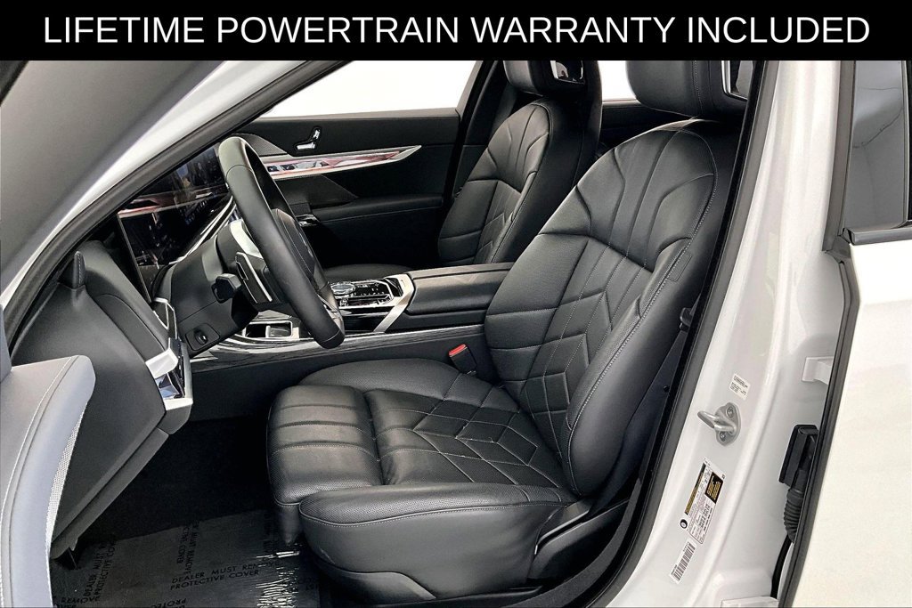 Used 2026 BMW 740i RWD image 32