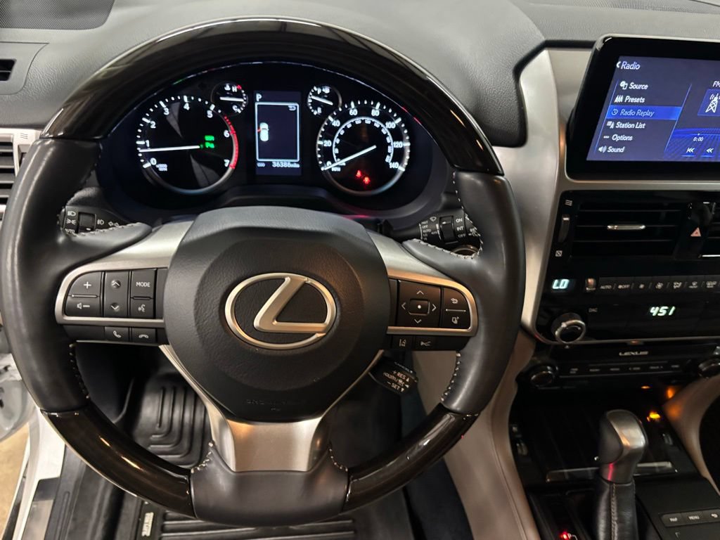 Used 2023 Lexus GX 460 Premium w/ Premium Package AWD/4WD image 17