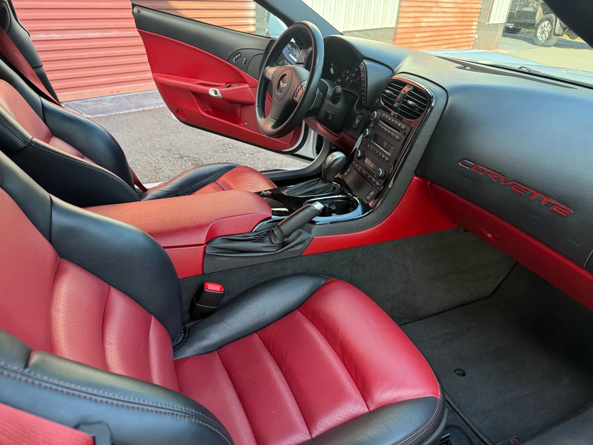 Used 2008 Chevrolet Corvette Coupe w/ Preferred Equipment Group image 16