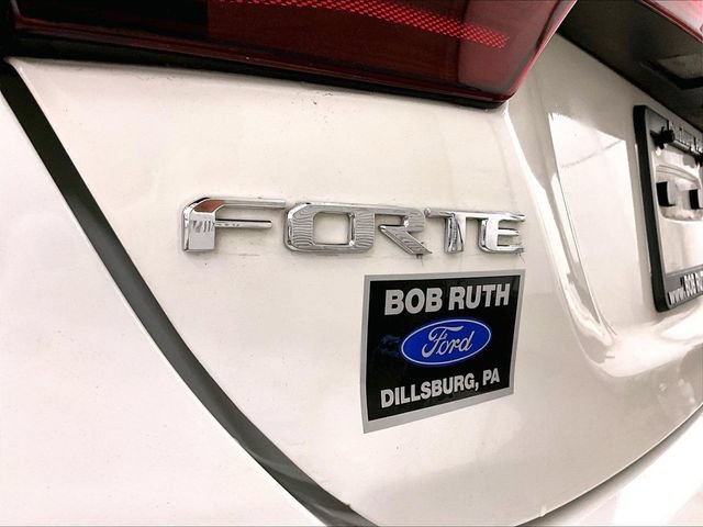 Used 2019 Kia Forte LXS FWD image 13