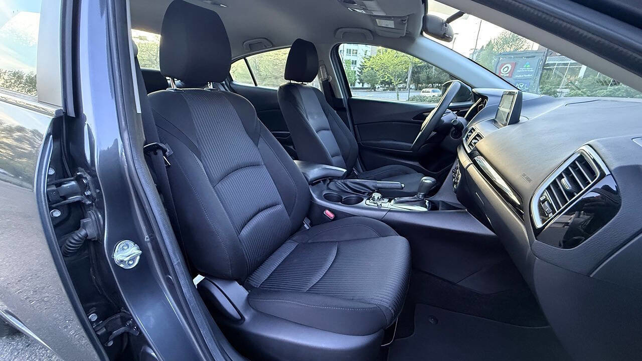 Used 2016 MAZDA MAZDA3 i Sport w/ Preferred Equipment Package FWD image 20