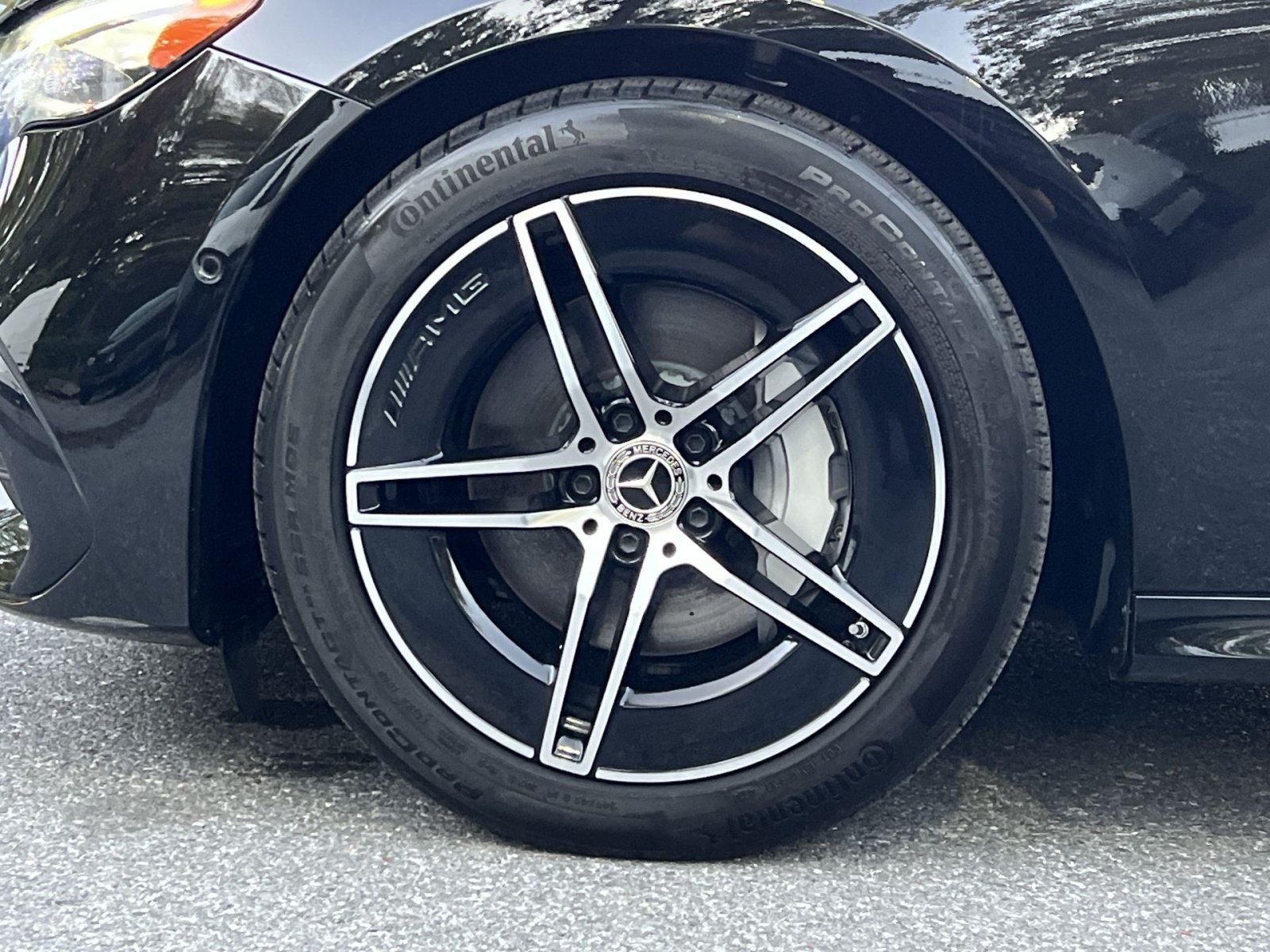 Certified 2025 Mercedes-Benz E 350 4MATIC Sedan w/ Driver Assistance Package image 17