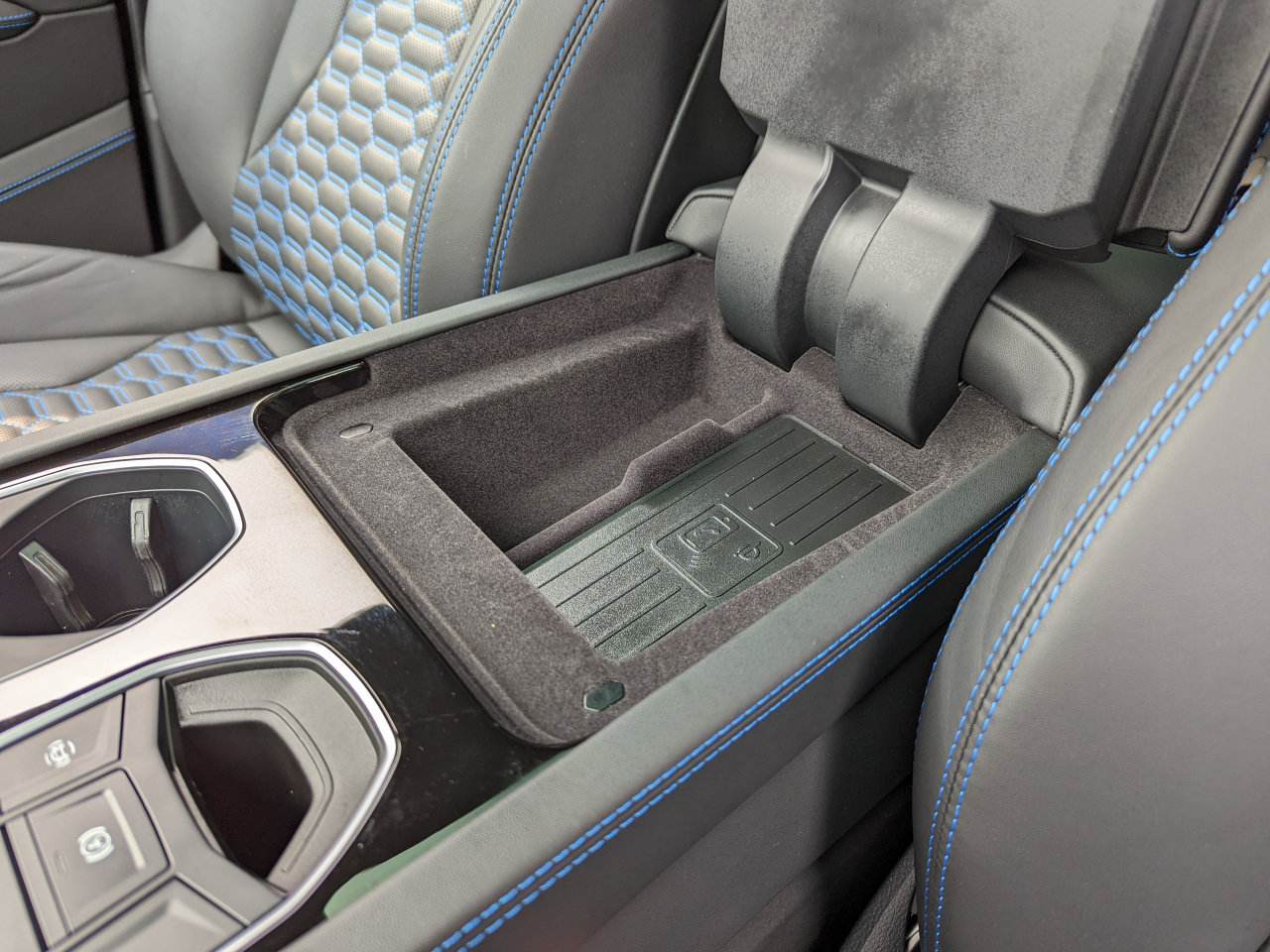 Used 2021 Lamborghini Urus image 28