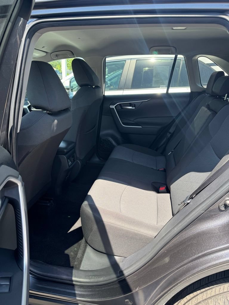 Used 2025 Toyota RAV4 XLE w/ Weather Package AWD/4WD image 11