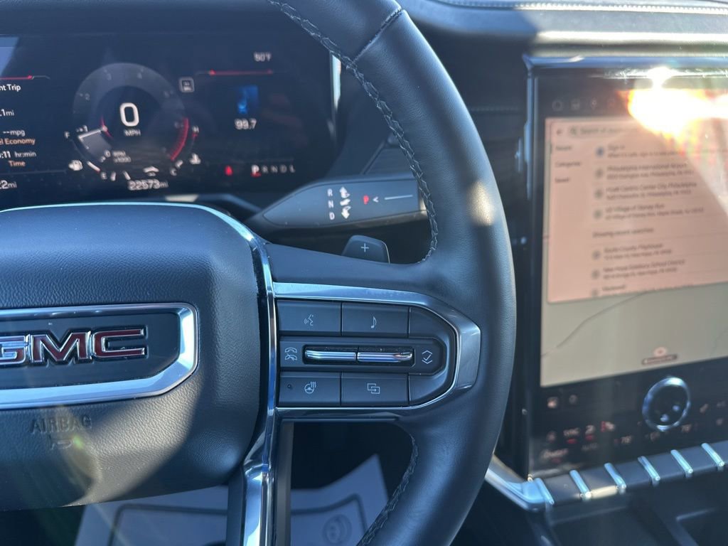 Used 2025 GMC Acadia Elevation image 26