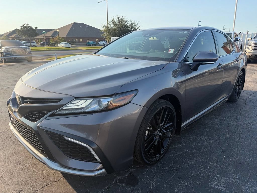 Used 2024 Toyota Camry XSE FWD image 10
