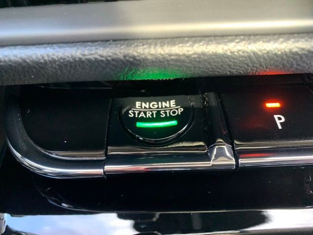 New 2025 Lincoln Corsair Reserve w/ Equipment Group 202A image 21