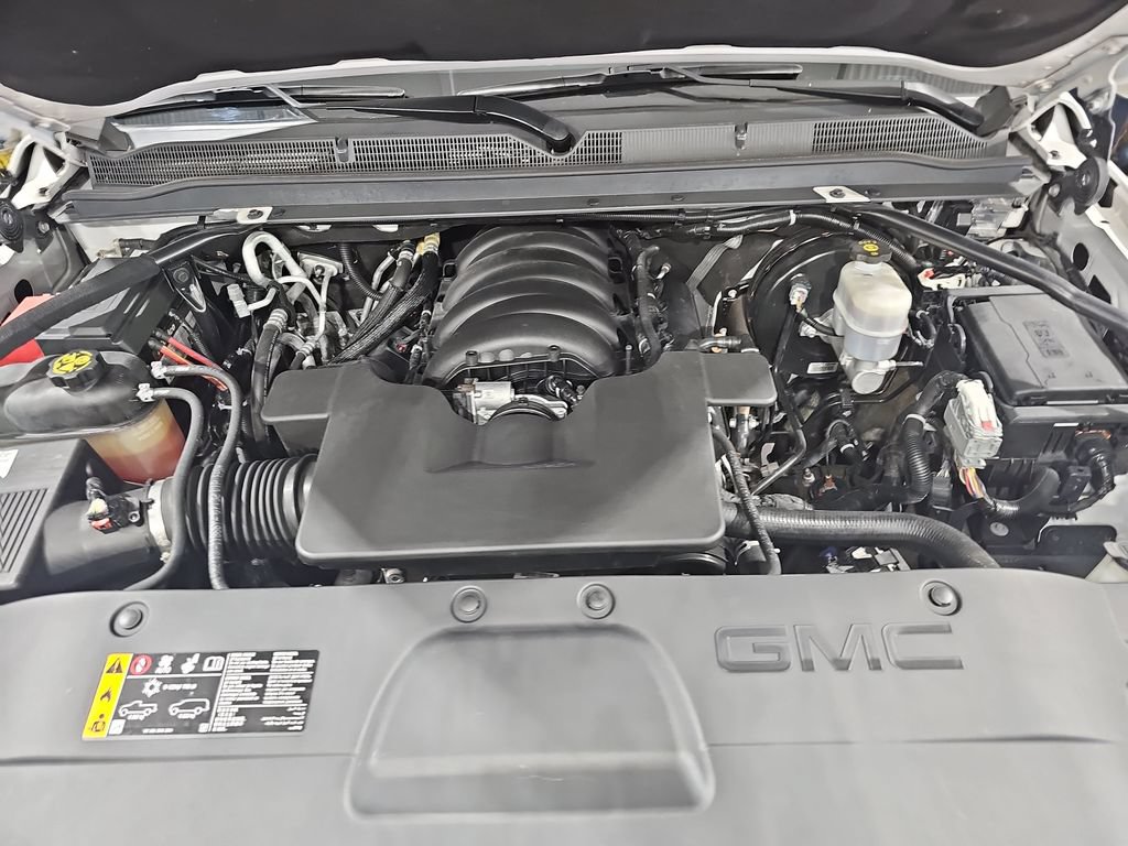 Used 2020 GMC Yukon Denali w/ Denali Ultimate Package AWD/4WD image 38