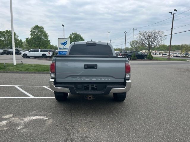 Used 2019 Toyota Tacoma SR5 AWD/4WD image 8