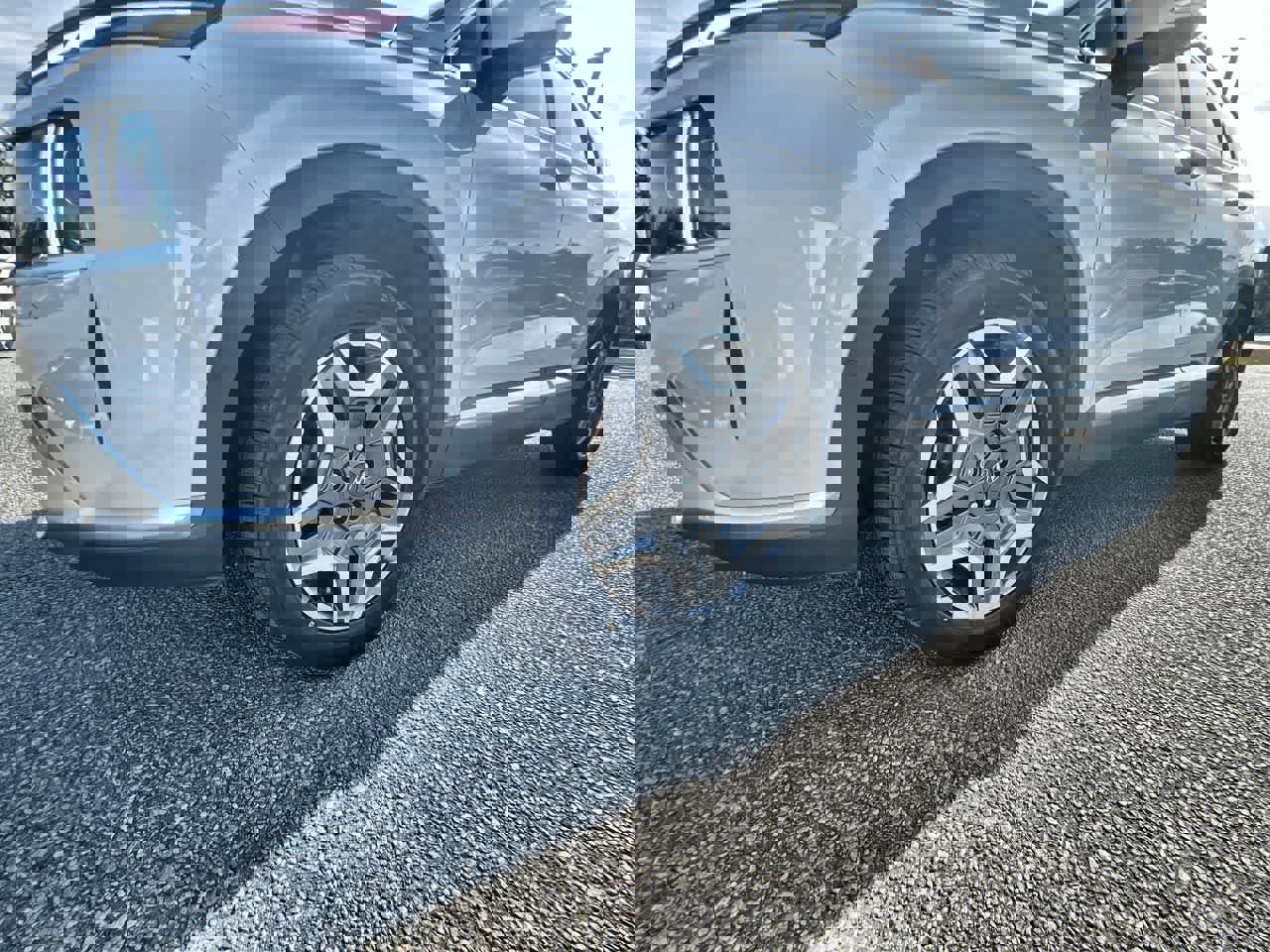 Used 2022 Hyundai Santa Fe Limited w/ Cargo Package image 34