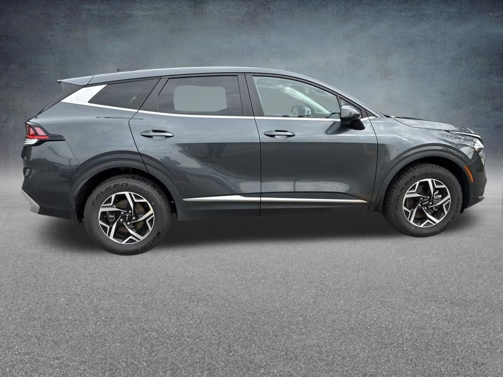 Used 2023 Kia Sportage LX AWD/4WD image 7