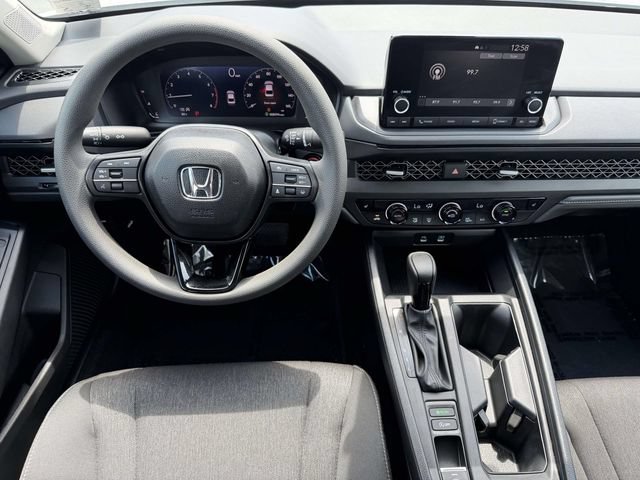 Certified 2025 Honda Accord SE image 9