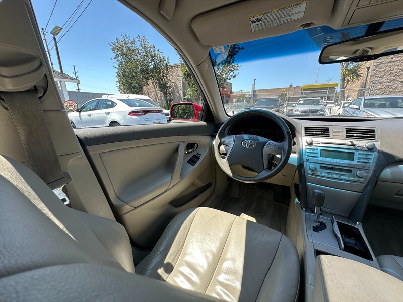 Used 2008 Toyota Camry Hybrid FWD image 14