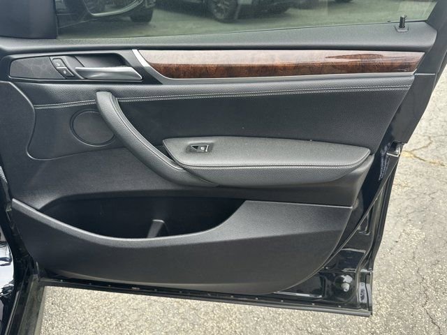 Used 2017 BMW X3 xDrive28i image 19