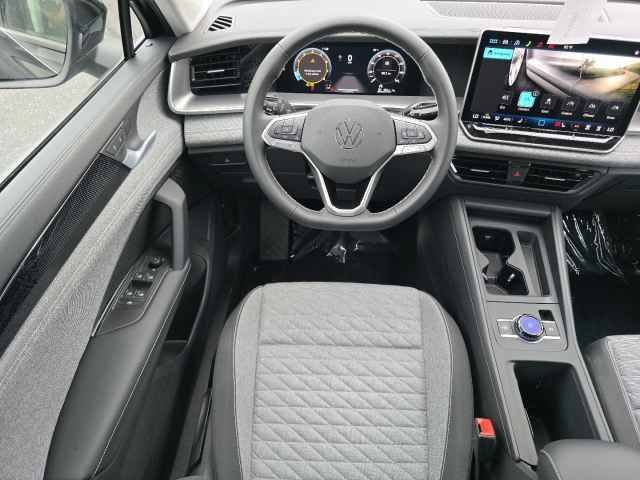New 2026 Volkswagen Tiguan S AWD/4WD image 19