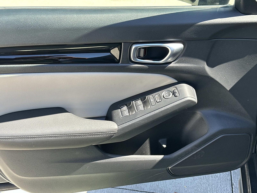 Certified 2024 Honda Civic EX-L image 13