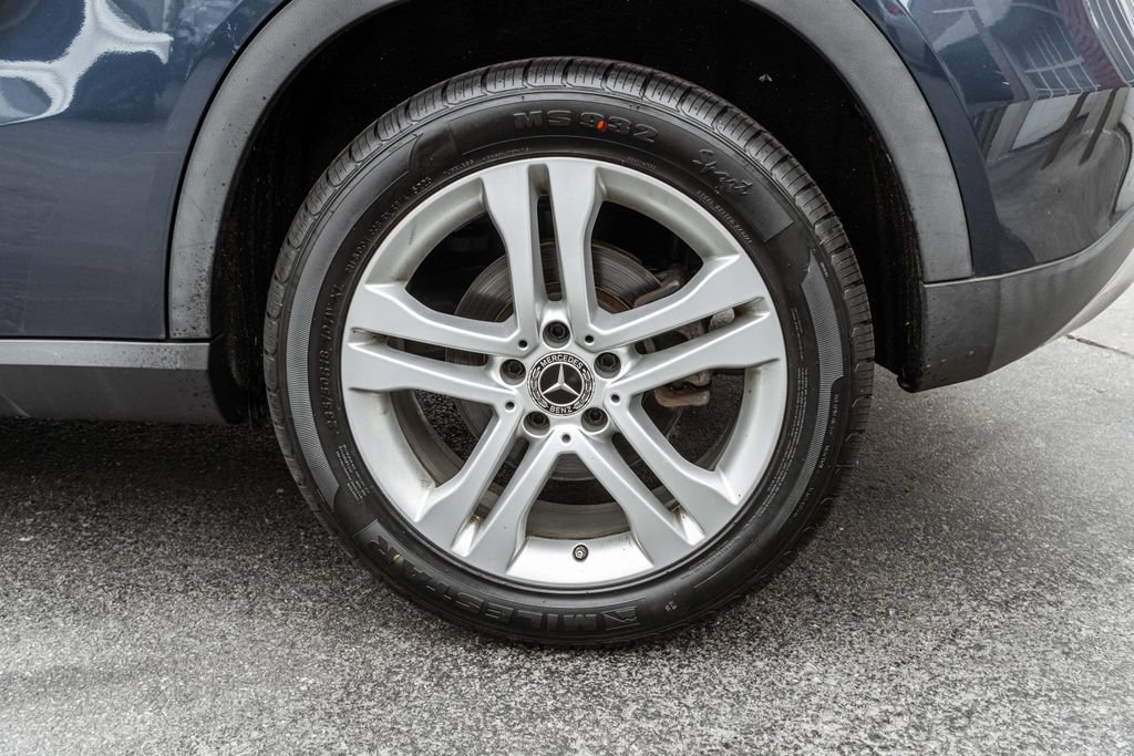 Used 2020 Mercedes-Benz GLA 250 4MATIC image 31