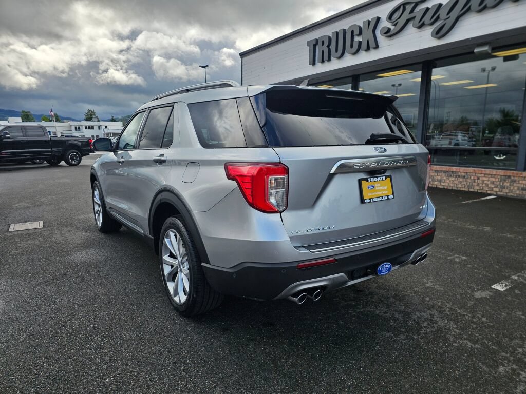 Certified 2022 Ford Explorer Platinum w/ Equipment Group 601A AWD/4WD image 9