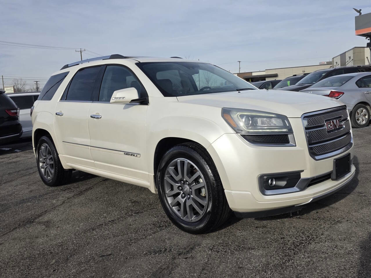 Used 2014 GMC Acadia Denali FWD image 2