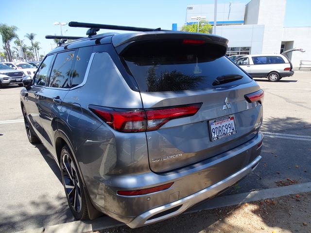Used 2023 Mitsubishi Outlander SEL 40th Anniversary AWD/4WD image 2
