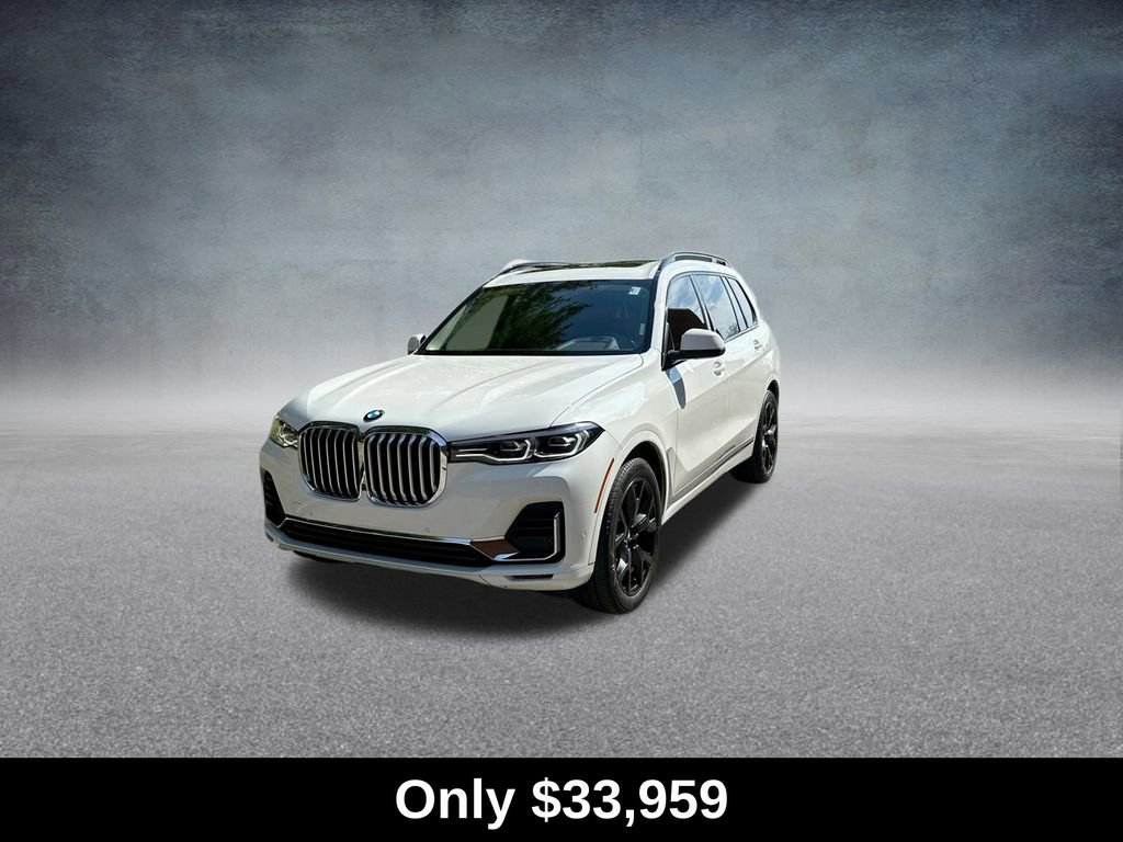 Used 2022 BMW X7 xDrive40i w/ Cold Weather Package image 4