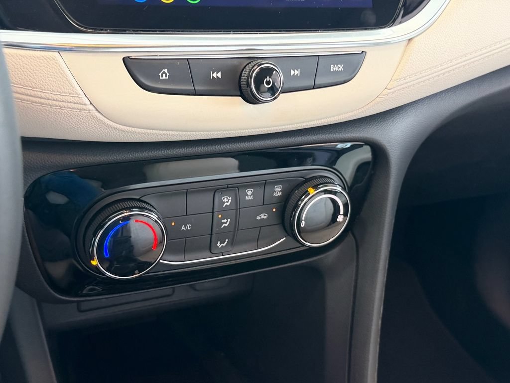 Certified 2023 Buick Encore GX Preferred FWD image 21