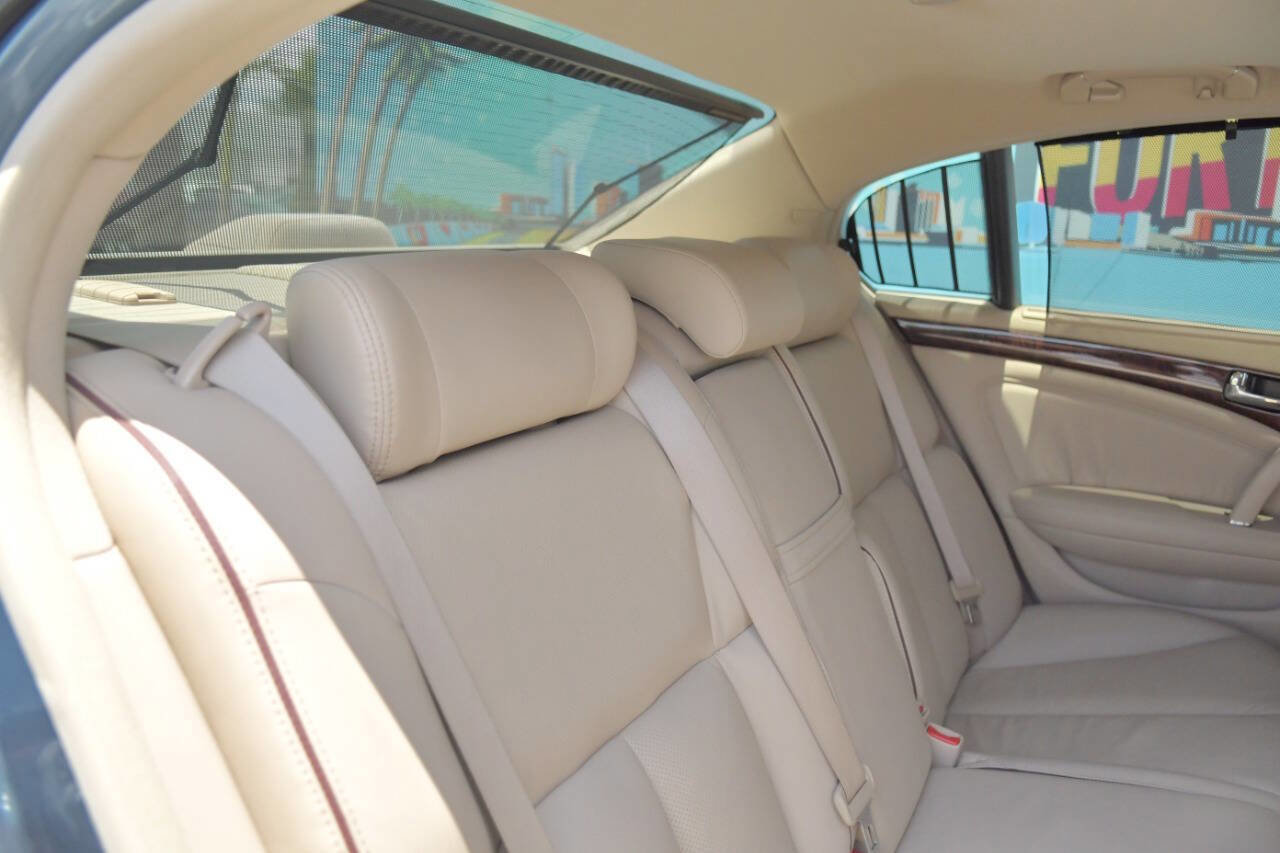 Used 2005 INFINITI Q45 w/ (P01) Premium Pkg image 35