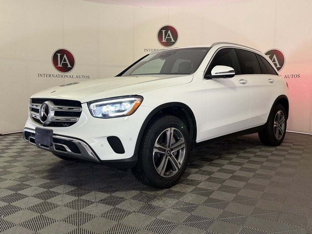 Used 2021 Mercedes-Benz GLC 300 4MATIC image 3