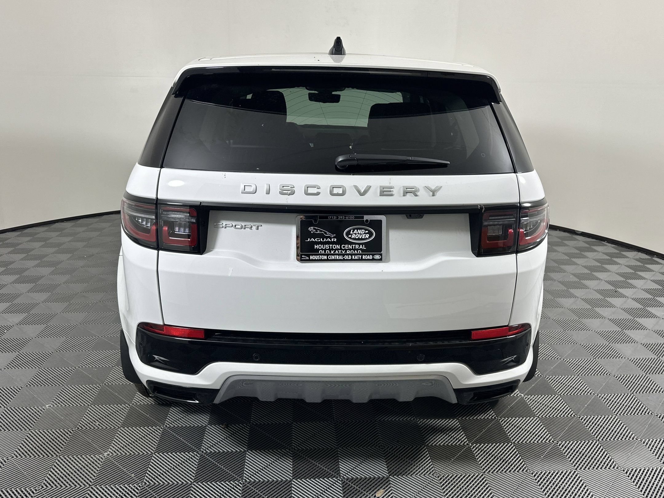 Used 2025 Land Rover Discovery Sport S AWD/4WD image 8