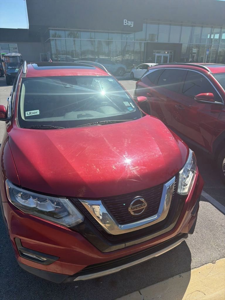 Used 2019 Nissan Rogue SL w/ Premium Package image 8