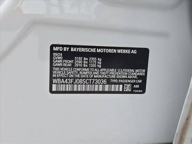 Used 2025 BMW 530i w/ Premium Package RWD image 25