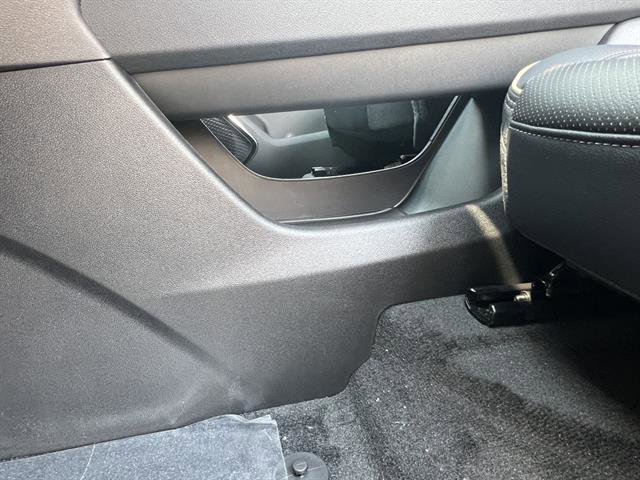 New 2025 Chevrolet Traverse High Country w/ LPO, Floor Liner Package image 16