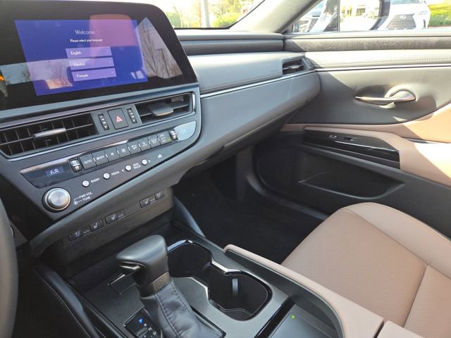 Certified 2025 Lexus ES 350 w/ Premium Package image 41