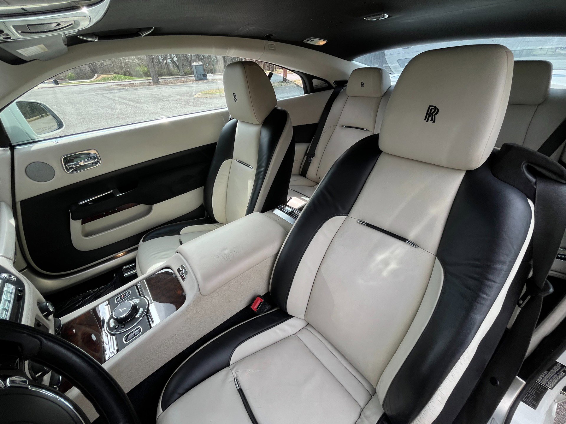 Used 2016 Rolls-Royce Wraith image 54