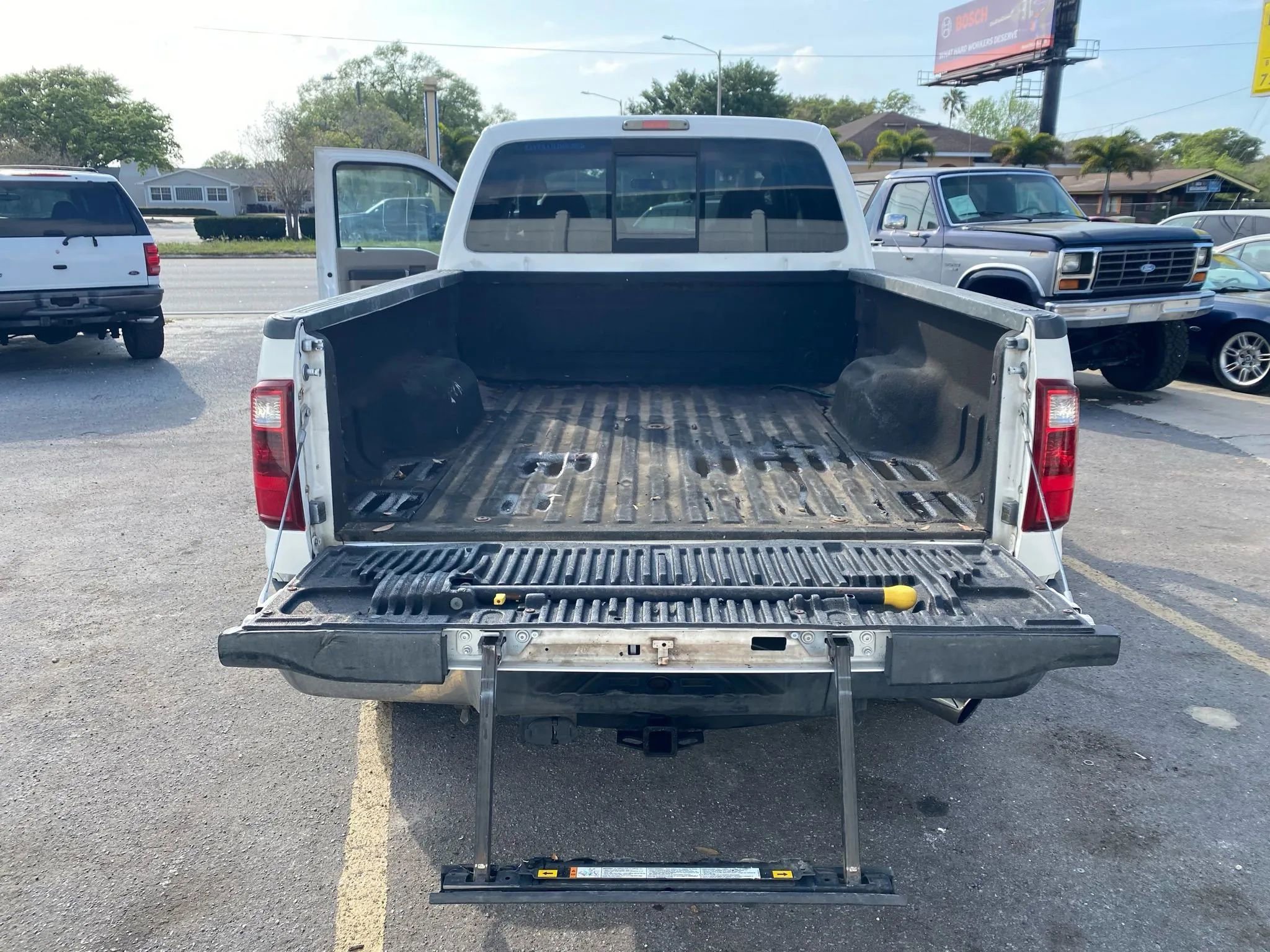 Used 2008 Ford F250 Lariat AWD/4WD image 5