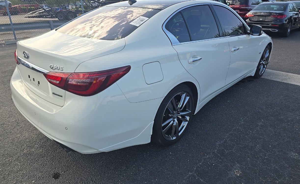 Used 2019 INFINITI Q50 Signature Edition w/ Cargo Package (L96) RWD image 9
