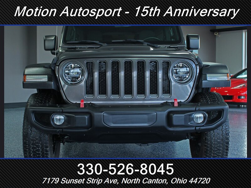 Used 2018 Jeep Wrangler Unlimited Rubicon w/ Dual Top Group AWD/4WD image 3