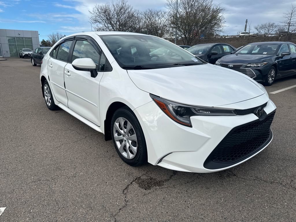 Used 2020 Toyota Corolla LE FWD image 9