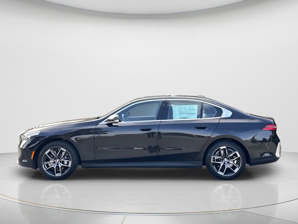 New 2026 BMW 530i xDrive w/ Premium Package AWD/4WD image 10